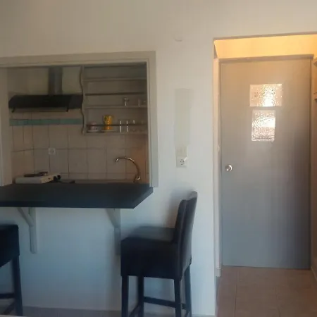 Veneti Aparthotel Néos Pírgos